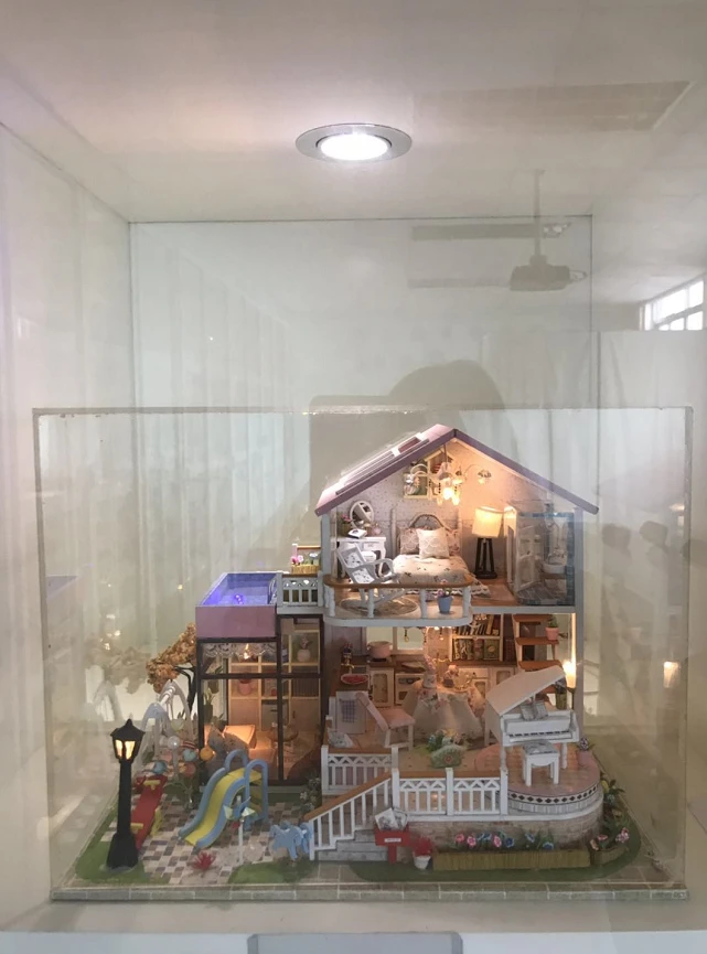 Khách hàng ghé thăm Showroom của chúng tôi